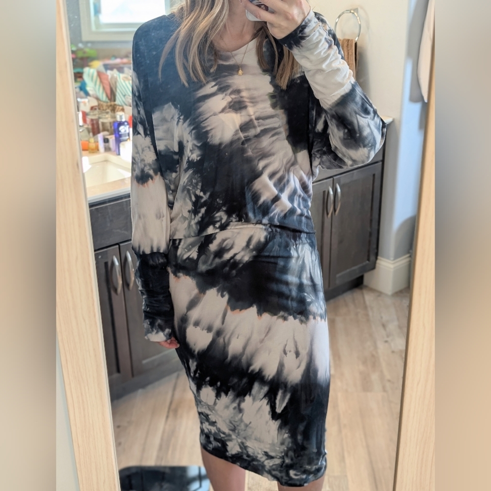Brightly Twisted Dress Size S/M